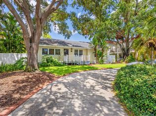 7227 3rd Ave S, Saint Petersburg, FL 33707