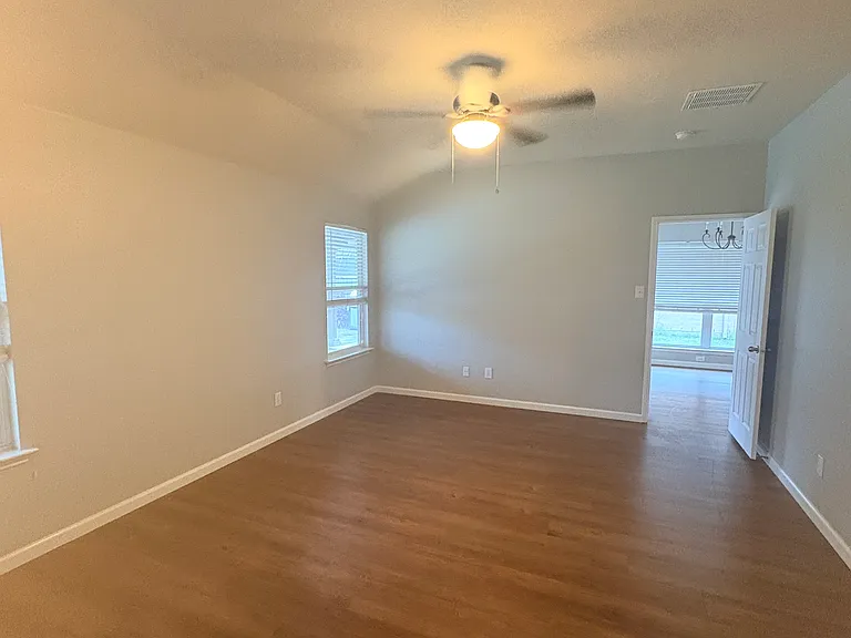 2260 Fieldcrest Dr — Photo 19