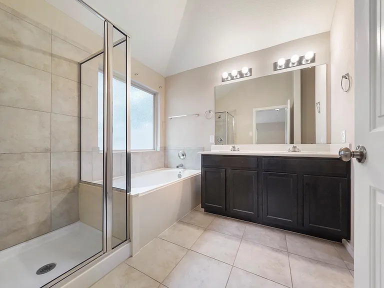 1519 Spencer Glen Ln — Photo 5