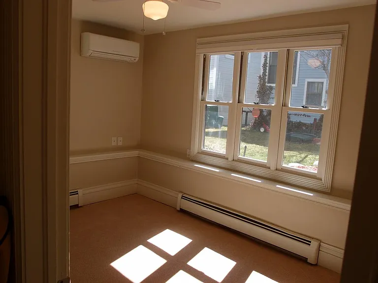 1999 Beacon Ct — Photo 9