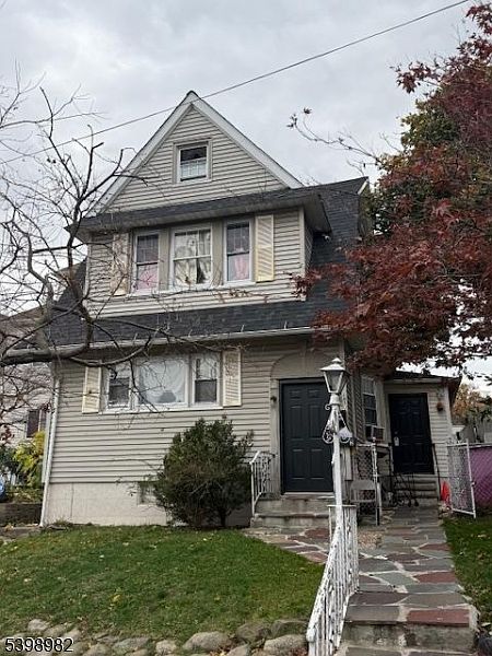 1st image of 101 Prospect St