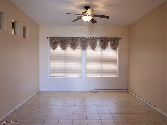 2nd image of 10401 Willamette Pl