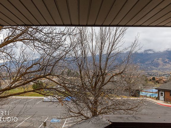 2nd image of 3815 N Wolf Creek Dr #All