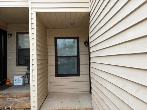 151 Locust Ct #151, Flemington, NJ 08822
