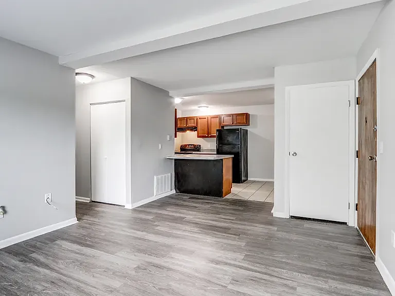 Englewood Villas & Residences — Photo 44