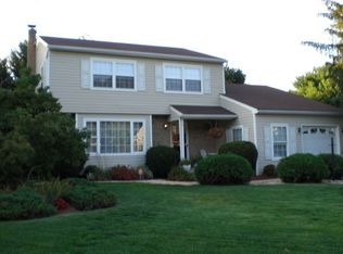 1 Elizabeth Pl, Sicklerville, NJ 08081