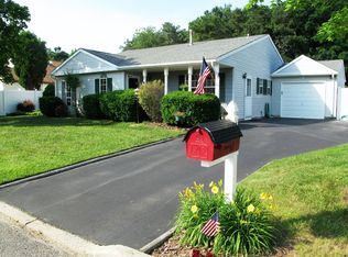 61 Colonial Dr, Tinton Falls, NJ 07753
