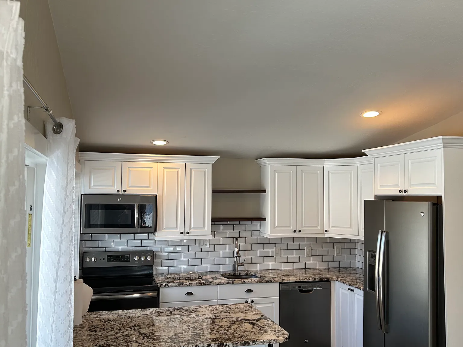 13 Placer Ave — Photo 4