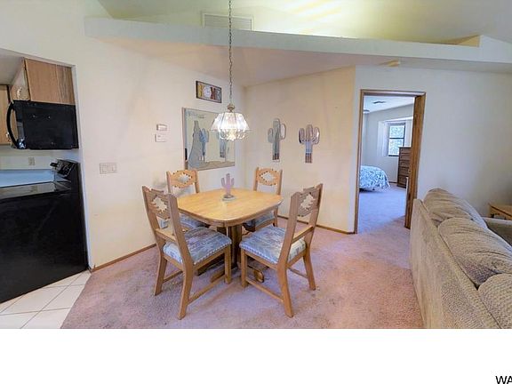 4th image of 2819 S Saratoga Ave