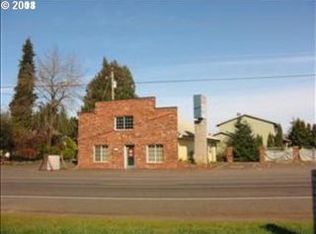 92573 River Rd, Junction City, OR 97448