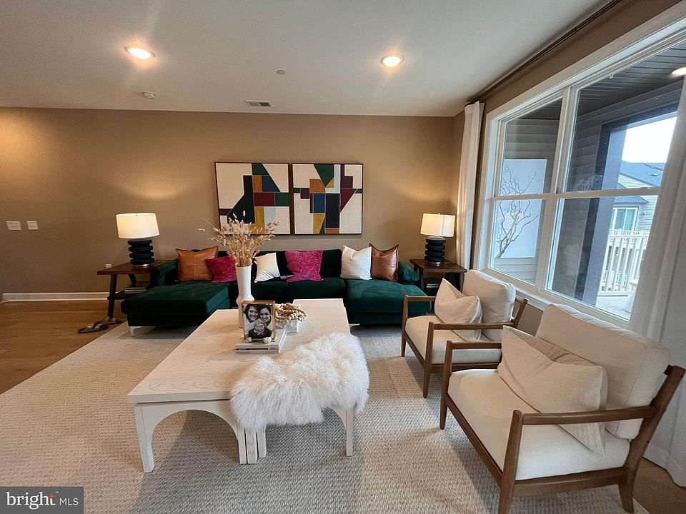 1st image of 4921 Longmire Way Unit 123