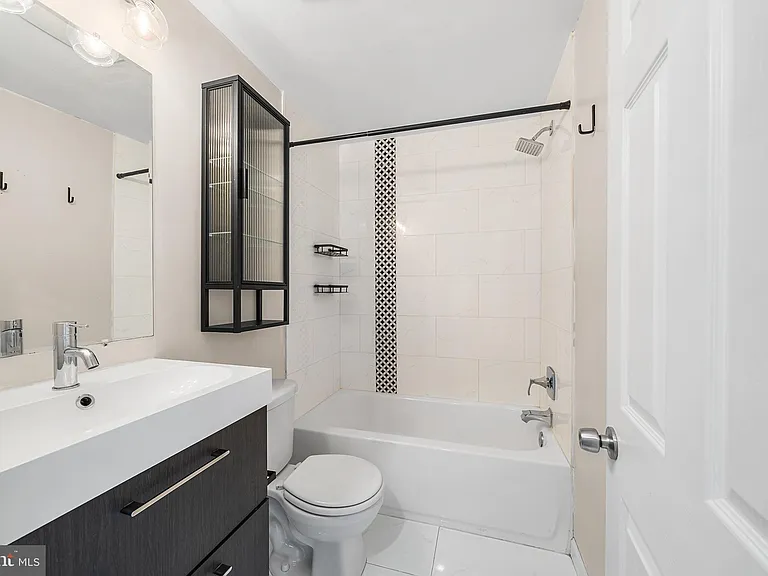 743 S 52nd St #0 — Photo 18