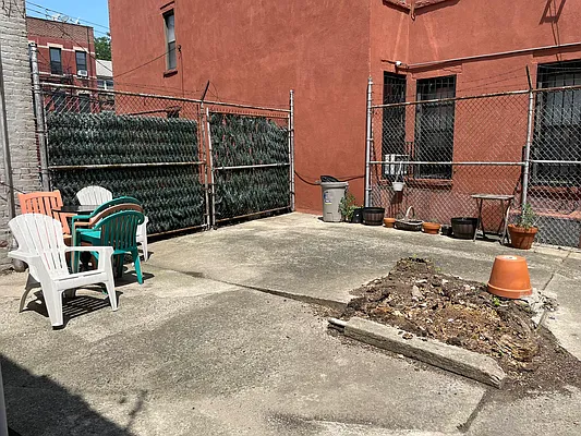 Rented by Steffan Olausson Partridge, LREB | media 55