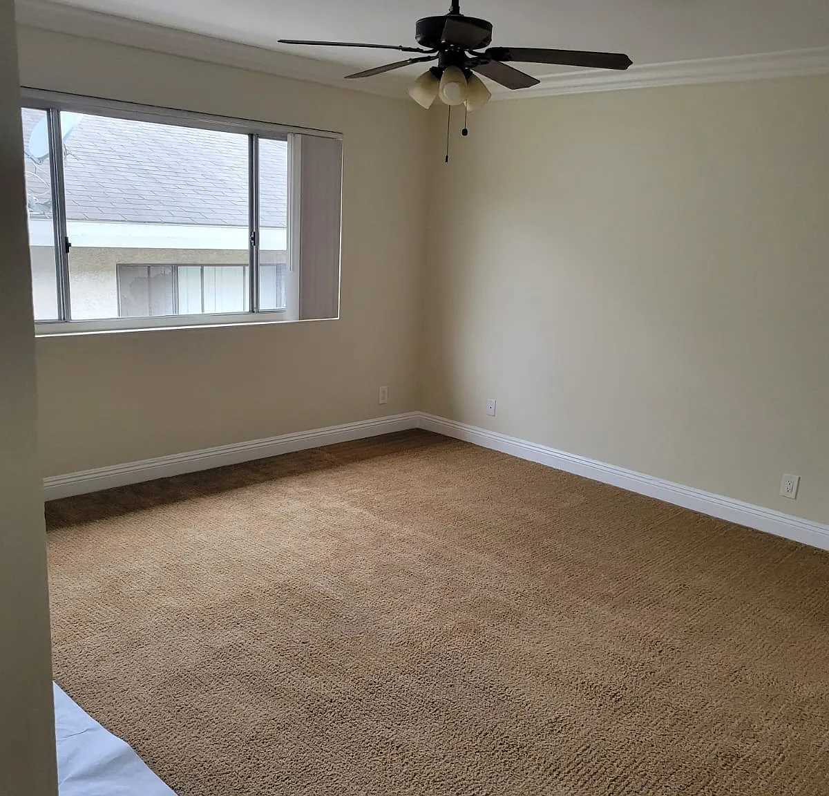 2 bed, 1000 sqft, $2,850 — Photo 2
