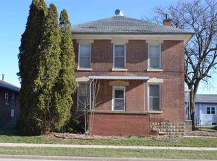 214 1st Ave W, Dyersville, IA 52040