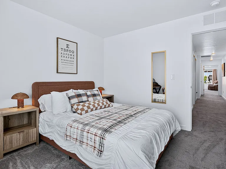 Queen Bedroom with 32" Smart TV & Dedicated Workspace with Convertible Desk & Ergonomic Chair