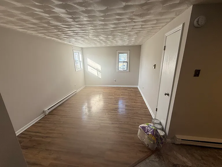 5055 Western Tpke #1 — Photo 2