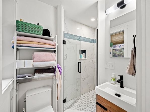 33 Irving St APT 4