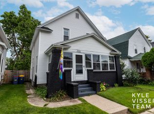 723 Innes St NE, Grand Rapids, MI 49503