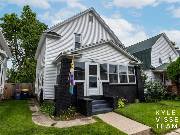 723 Innes St NE, Grand Rapids, MI 49503