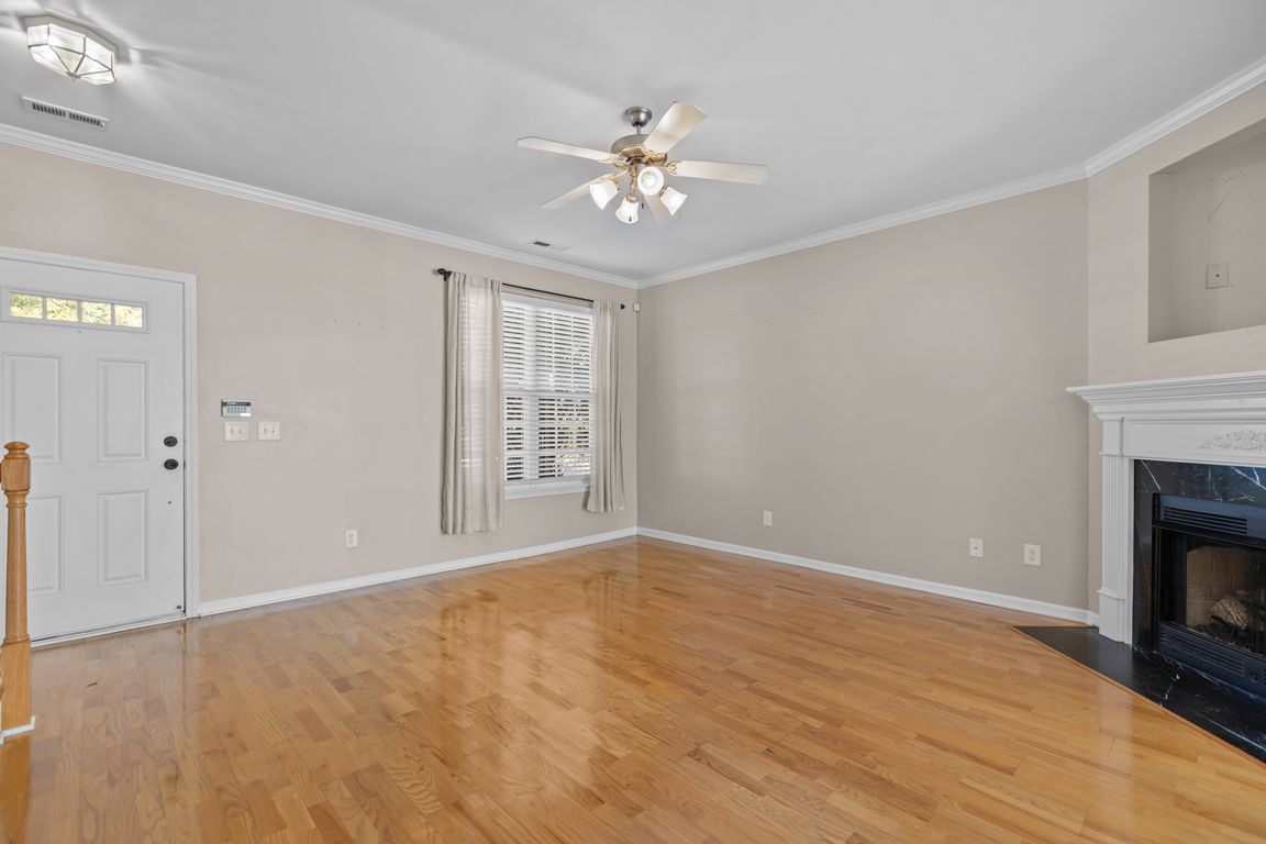 next background image