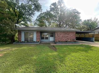 716 Hummingbird Trl, Atlanta, TX 75551