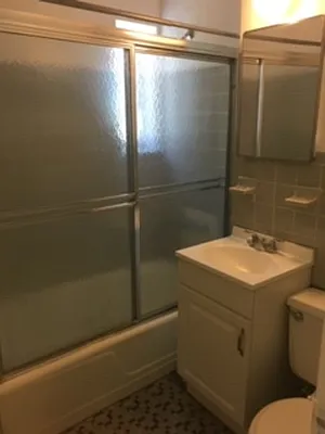 Rented by Melissa Conanan, LREB | media 11