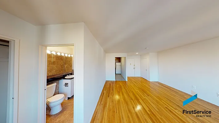 Rented by FirstService Realty (legacy) | media 11