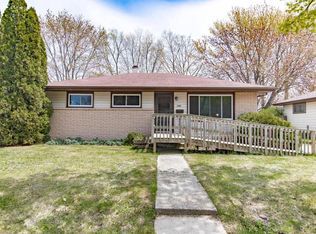 3341 Hamlin St, Racine, WI 53403