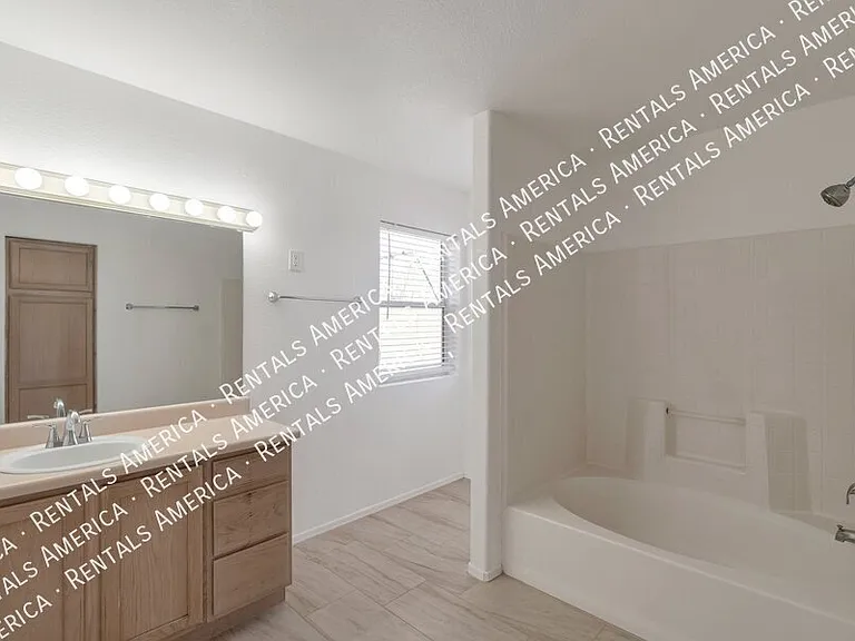 5573 W Dove Of Peace Dr — Photo 18