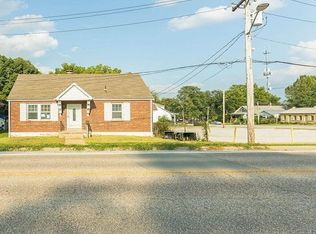 102 N Market St, Waterloo, IL 62298