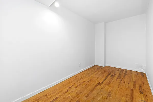 Rented by Compass | media 15