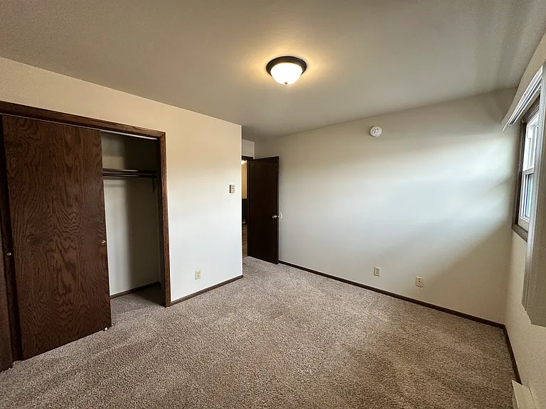 2703 Thomas Dr #16 — Photo 9