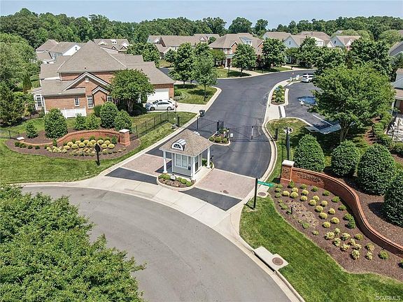 2nd image of 3408 Manor Grove Cir