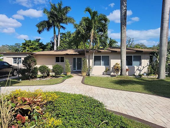 2nd image of 14431 S Biscayne River Dr
