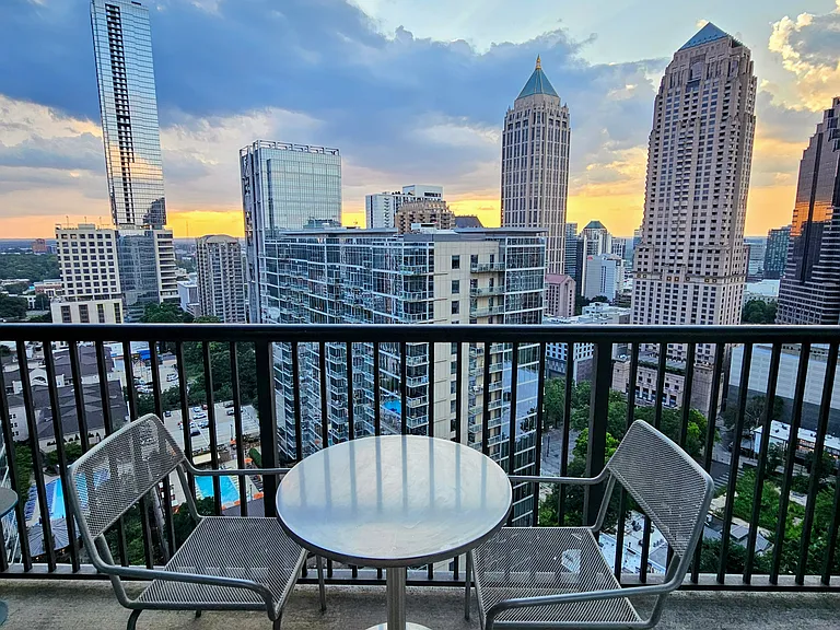 1080 Peachtree St NE #2313 — Photo 18