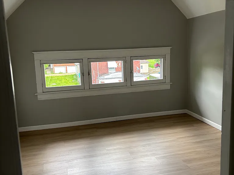 253 Ridge Ave — Photo 23