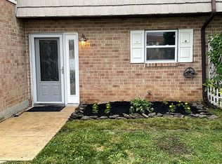 121 La Cascata, Clementon, NJ 08021