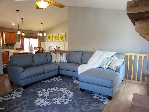 4th image of 25 Park Ln Unit 12