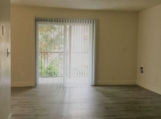 13805 SE Stark St #9829422, Portland, OR 97233