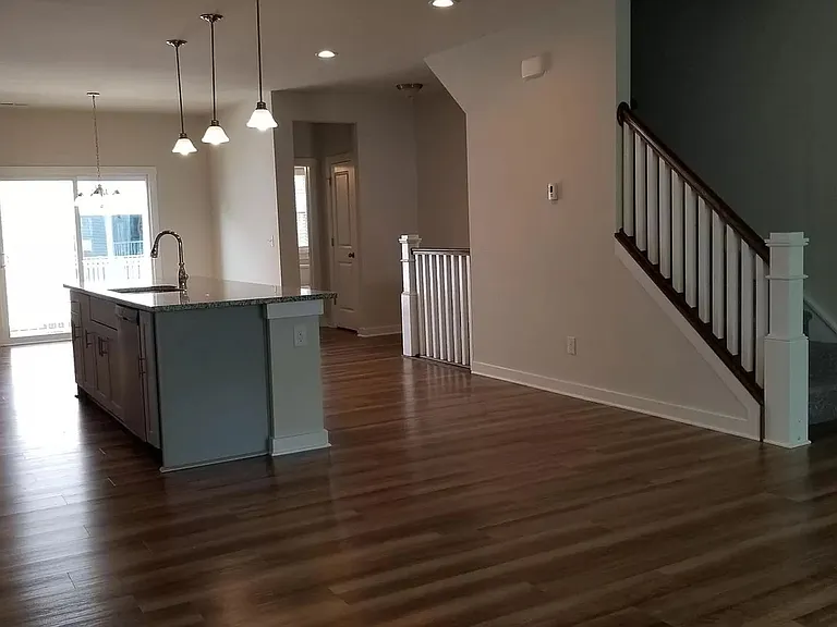 1024 Sharon Towns Dr — Photo 7
