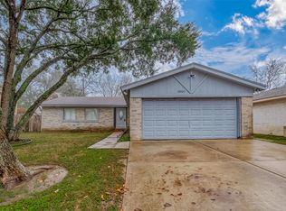 10322 Clark Tower Ln, Sugar Land, TX 77498