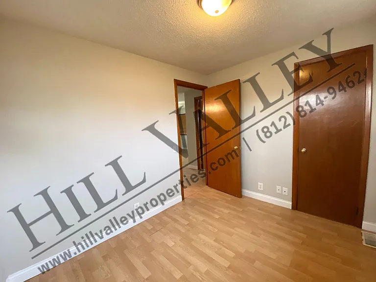 2370 Idaho St — Photo 9
