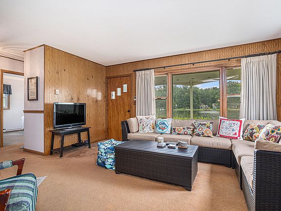 2nd image of 911 Dragon Shores Dr