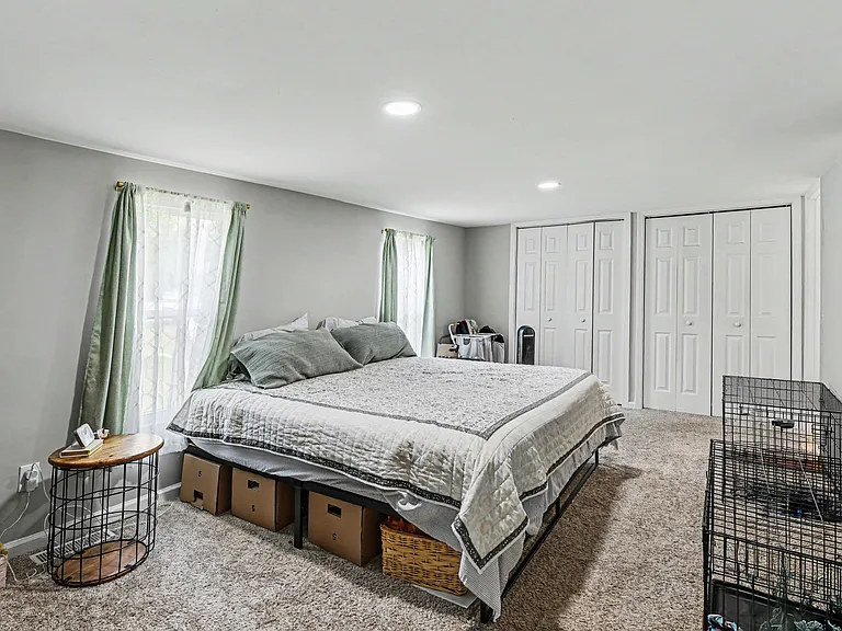 309 Farrell St — Photo 12