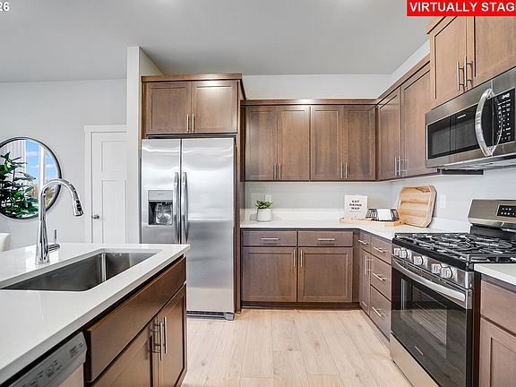 4th image of 16648 SW Darling Ln
