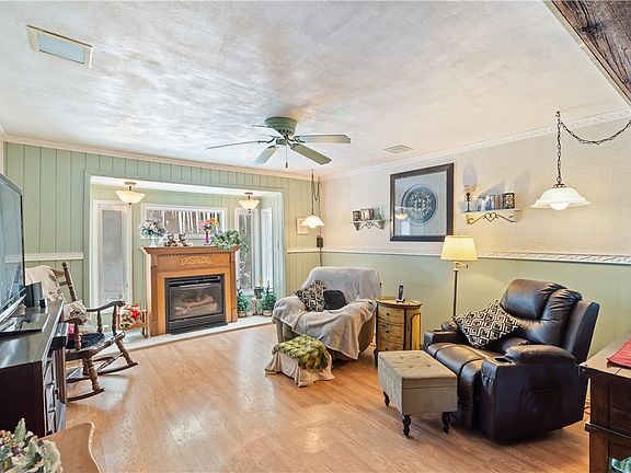 2nd image of 2281 Wearkley Rd