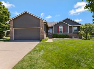 818 N Crest St, Wichita, KS 67206