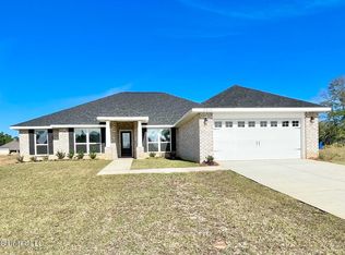 6214 Saphire Ln, Biloxi, MS 39532