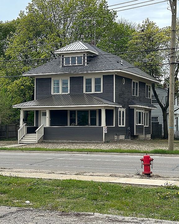 1st image of 1127 W Saginaw St